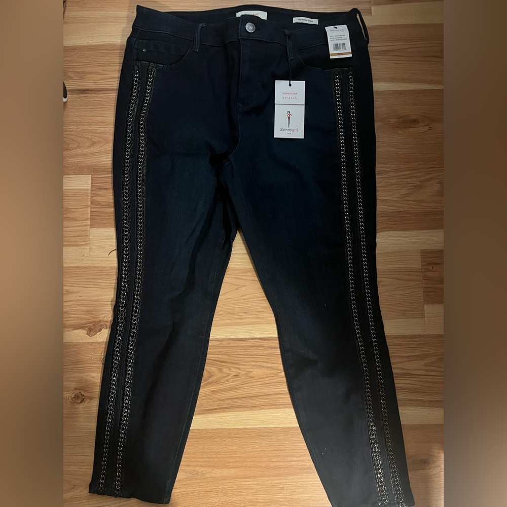 Skinnygirl dark blue Jeans with Chain Detail Size 16w . New with tags